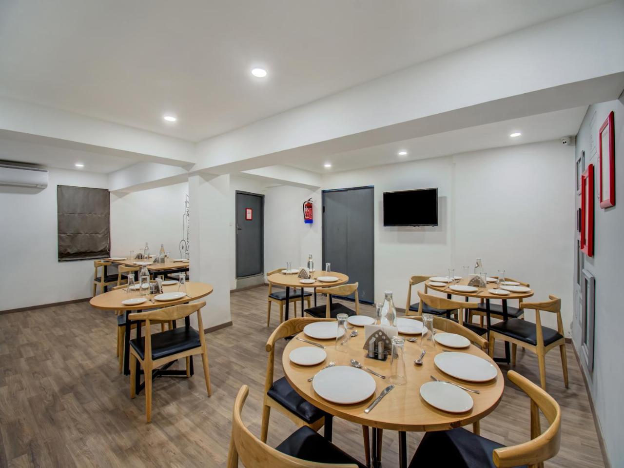 Oyo Townhouse 66 Nagpur Station Ca Road Exterior photo