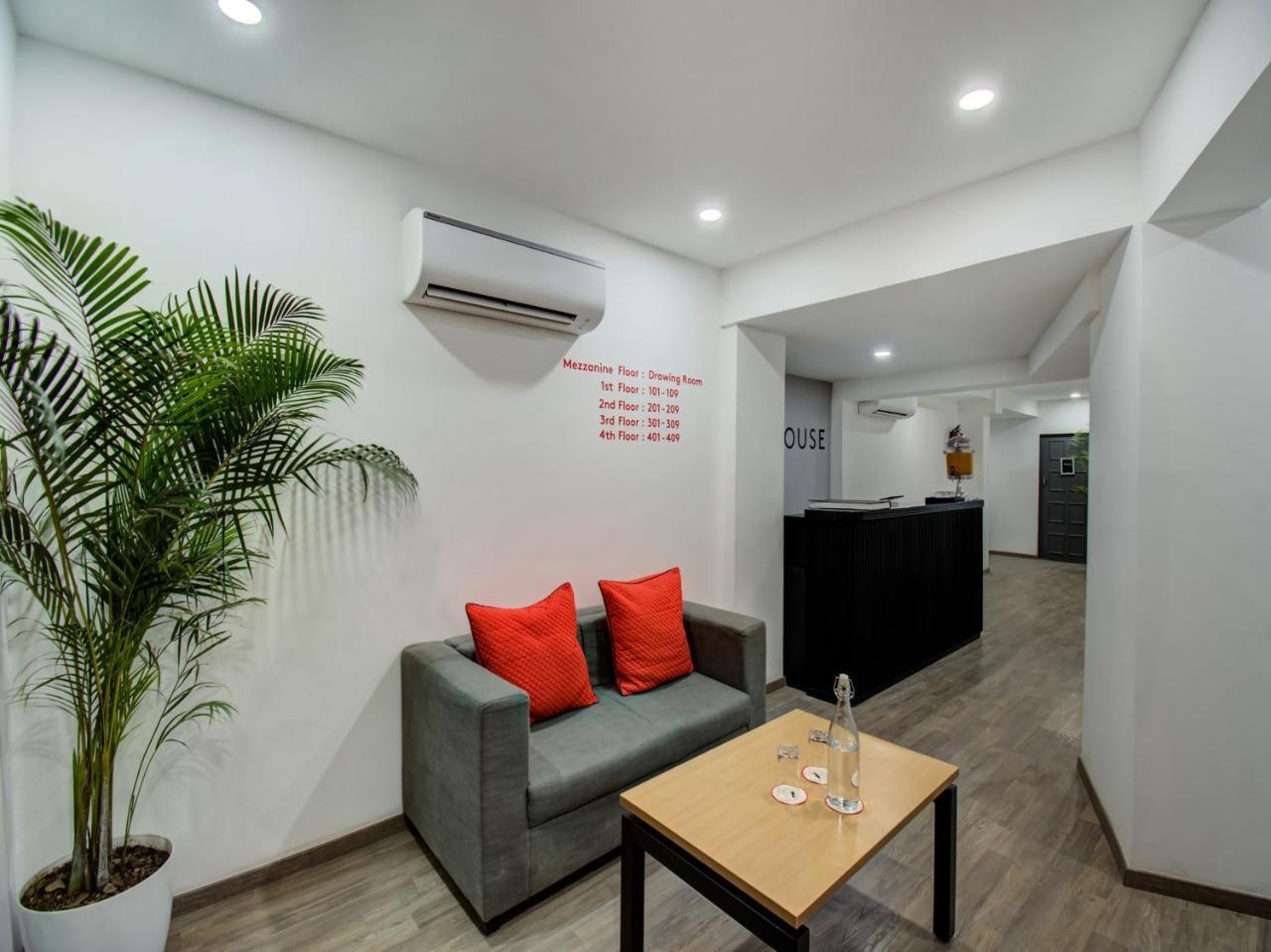 Oyo Townhouse 66 Nagpur Station Ca Road Exterior photo
