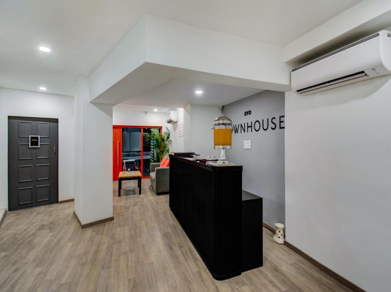 Oyo Townhouse 66 Nagpur Station Ca Road Exterior photo