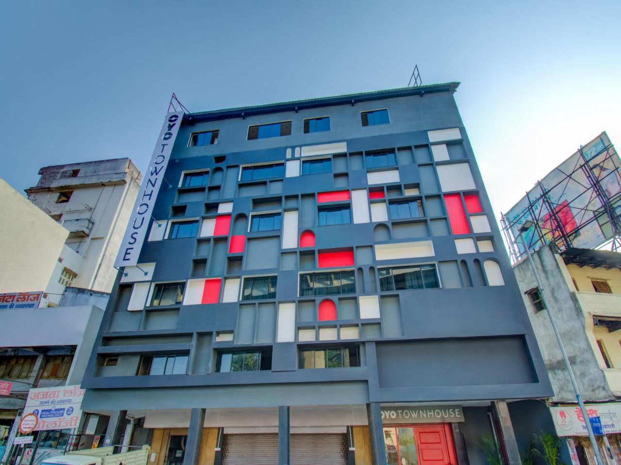 Oyo Townhouse 66 Nagpur Station Ca Road Exterior photo